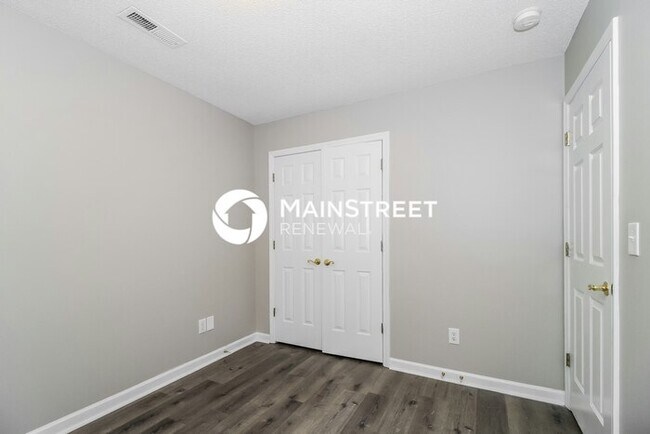 Building Photo - 3 Bedroom Pet-Friendly Home in Winston-Salem, NC with Main Street Renewal