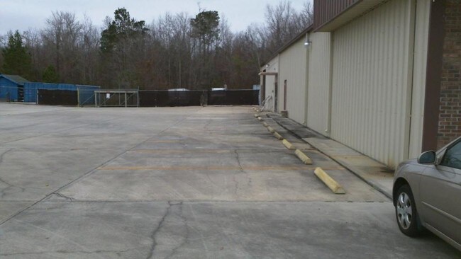 Building Photo - 1560 a hwy 9 longs
