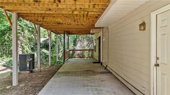 Building Photo - 3075 Dogwood Creek Pkwy NW