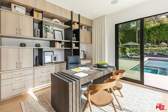 Building Photo - 9455 Eden Dr