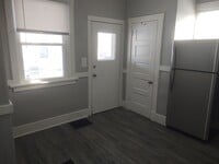 Building Photo - SW 201/203  E Locust
