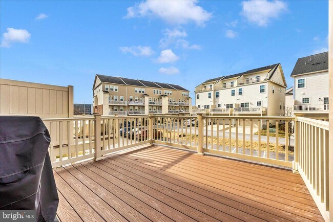 Building Photo - 5018 Judicial Wy