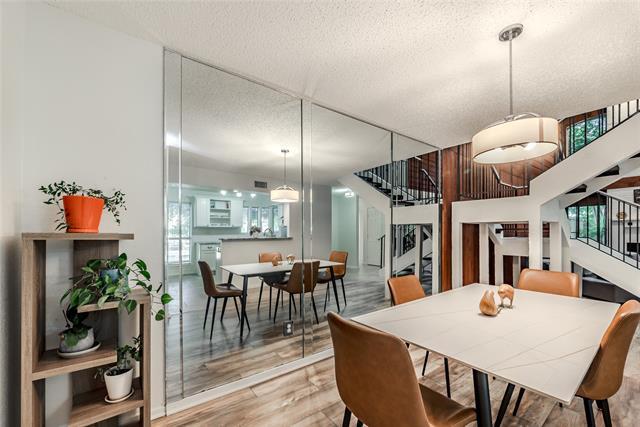 Building Photo - 1902 Shorewood Dr