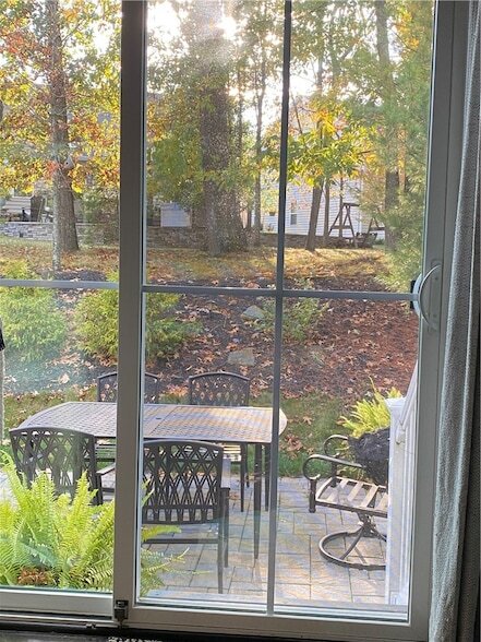 Building Photo - 112 Hamilton Dr