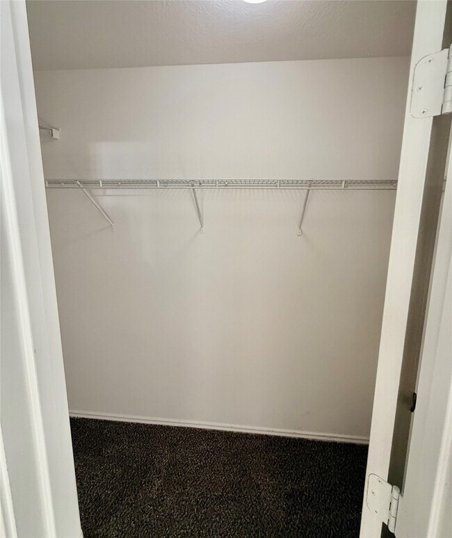 Building Photo - 9011 Aspen Trace Ln