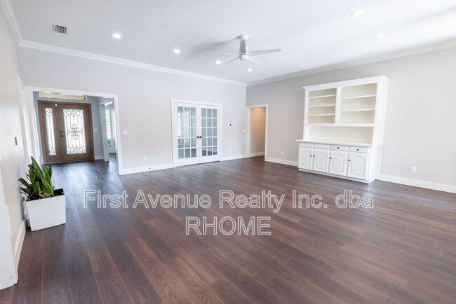 Building Photo - 16121 Shadybank Dr