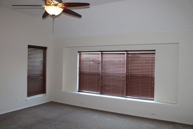 Building Photo - COMING SOON! ACCEPTING APPLICATIONS!