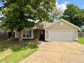 Building Photo - 3 Bed, 2 Bath with Fenced Yard, Two-Car Garage, Brookland School District