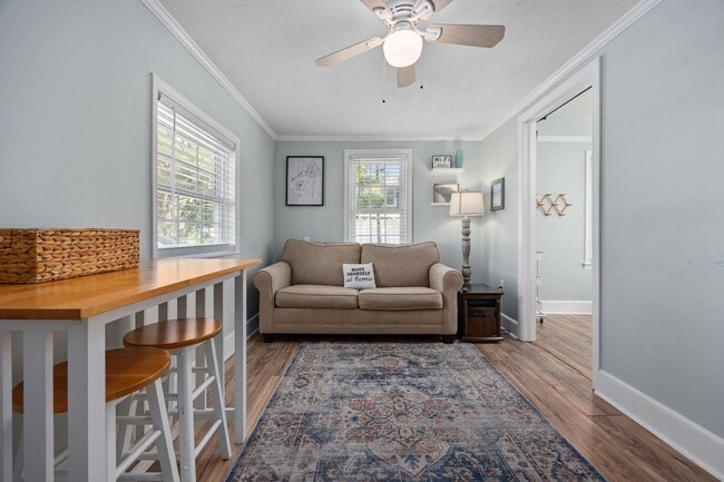 Building Photo - SNOWBIRD RENTAL- Pura Vida Cottage 4 Block...