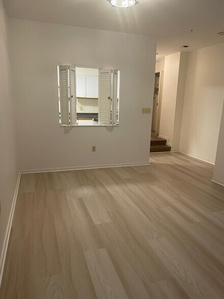 Building Photo - 1265 Beacon St