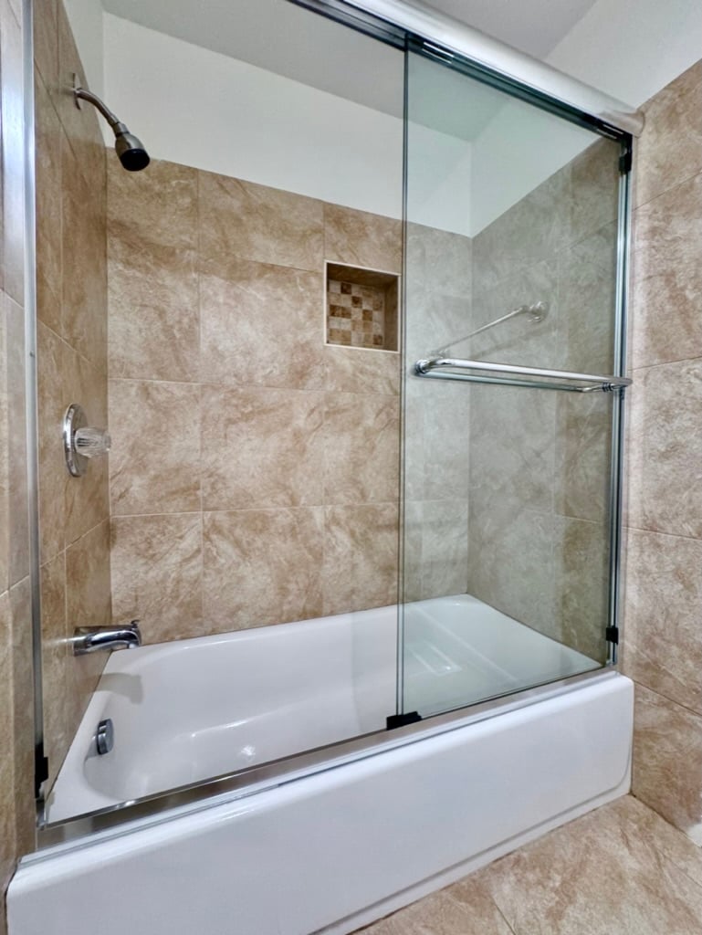 Building Photo - 100 Mathews Dr