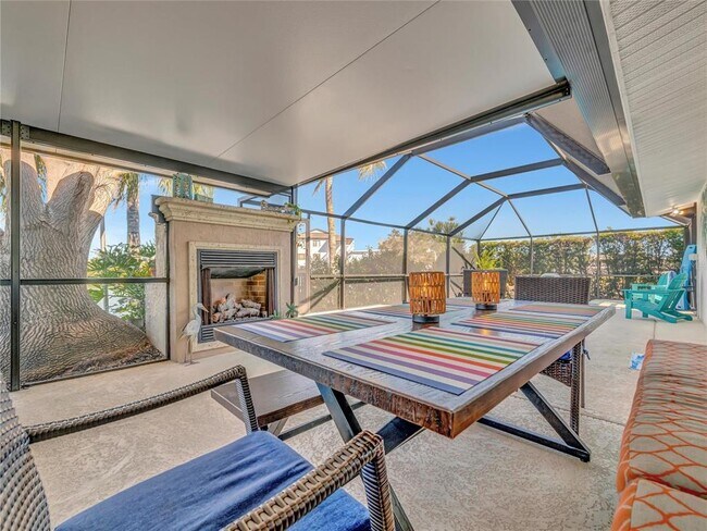 Building Photo - 10432 Sandpiper Rd W