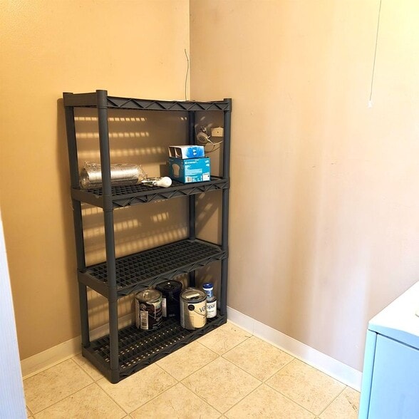 Building Photo - 335 Cypress, 4J