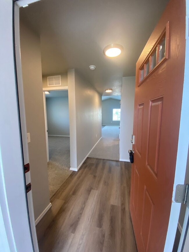 Building Photo - 5214 Clearfield Ct