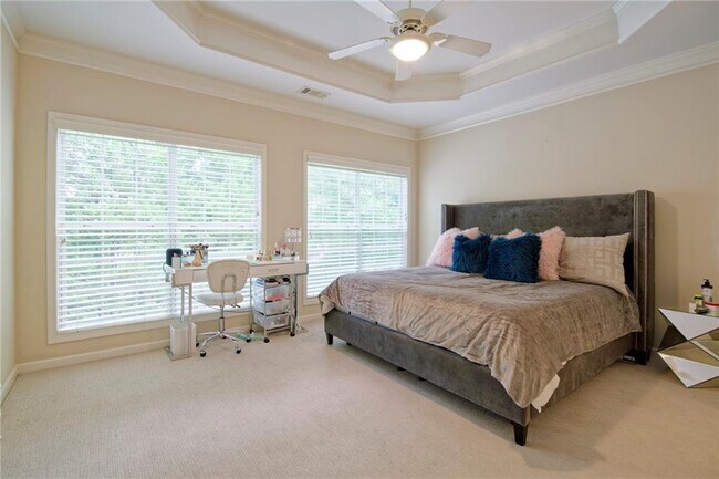 Building Photo - 2665 Rivers Edge Dr NE