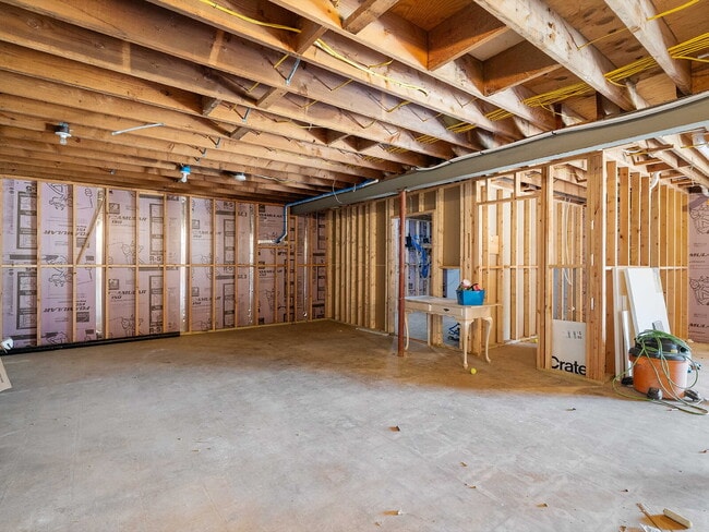 Building Photo - Stunning Oakton Retreat on a Sprawling 5-A...
