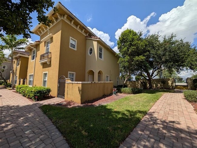 Building Photo - 2851 Prospect Rd