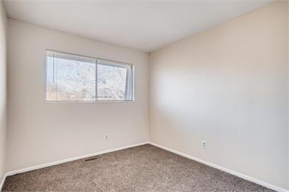 Building Photo - 2 car attached garage, located near Greenway Park Golf Course, pool, tennis courts and clubhouse....