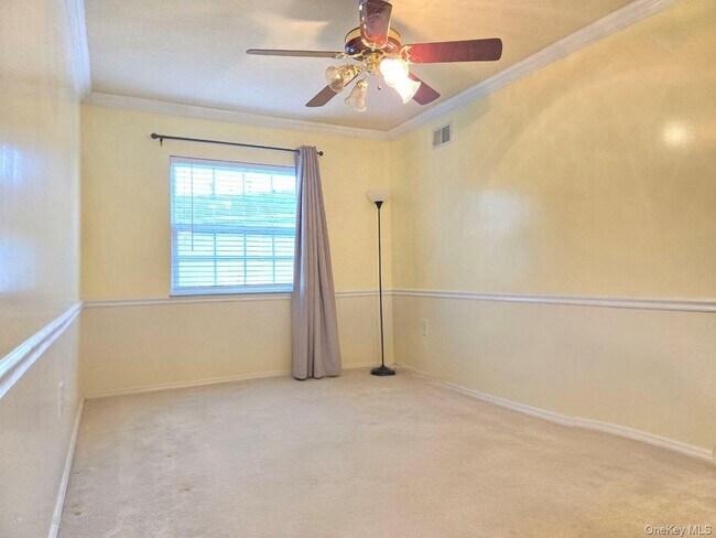 Building Photo - 163 Surf Dr
