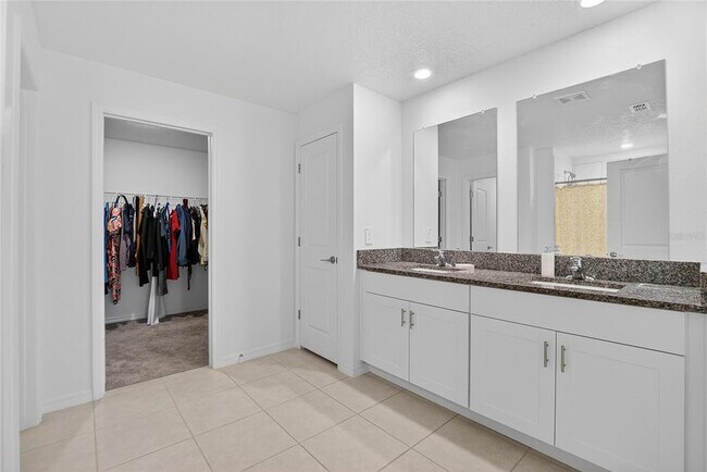 Building Photo - 13084 Garnet Raspberry Ave