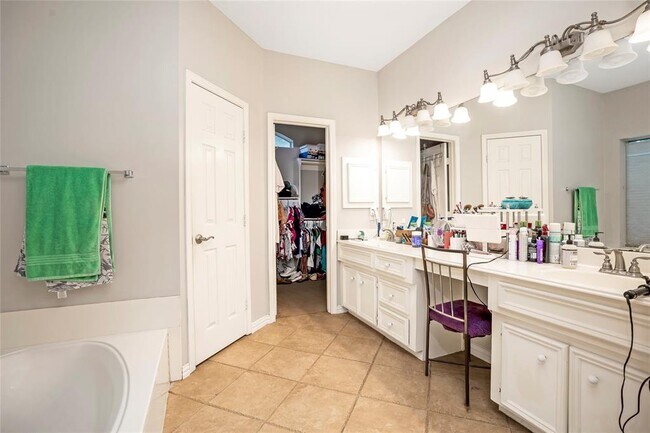 Building Photo - 122 Crystal Reef Dr