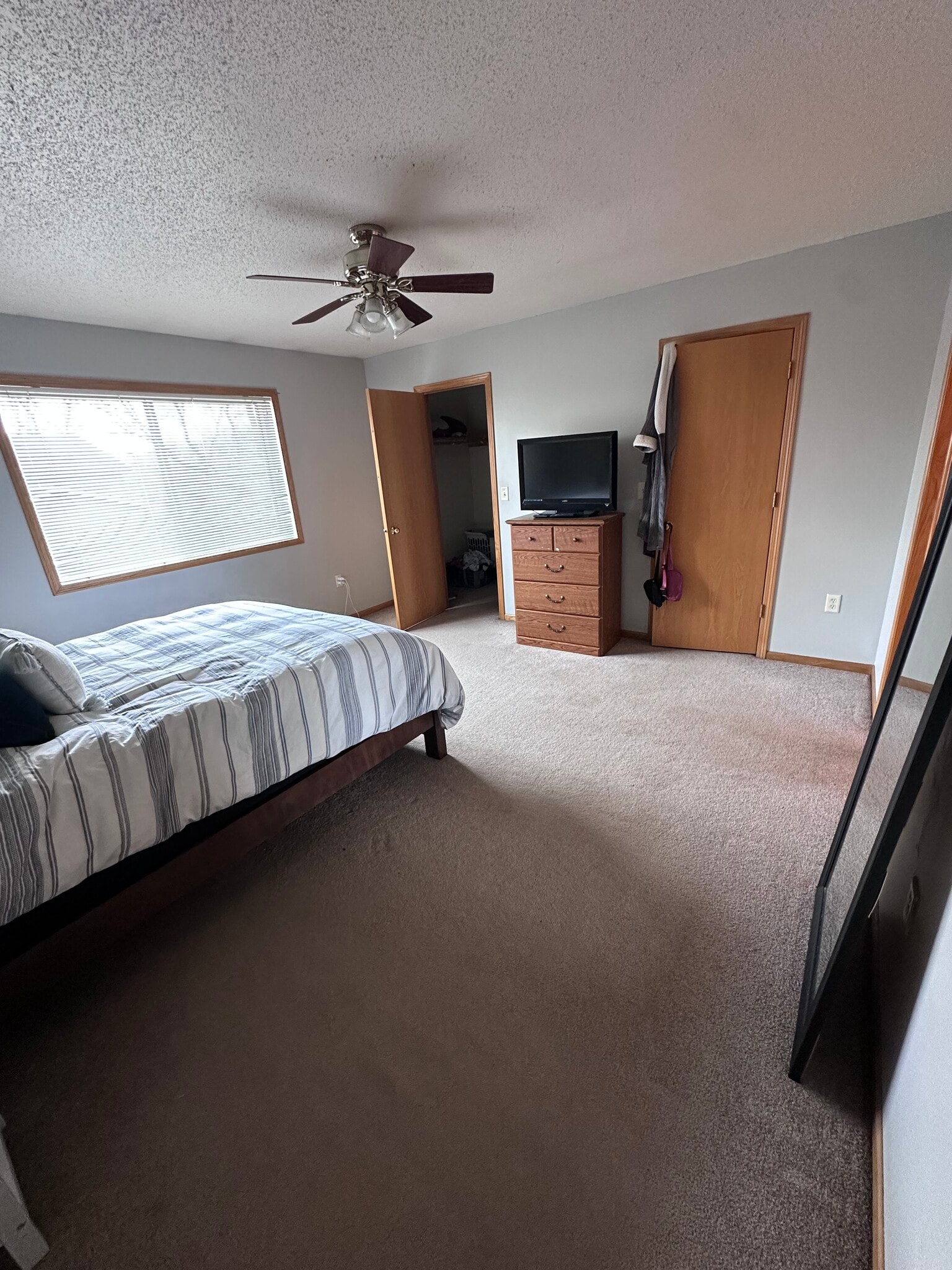 Building Photo - 3563 E Meadows Pl