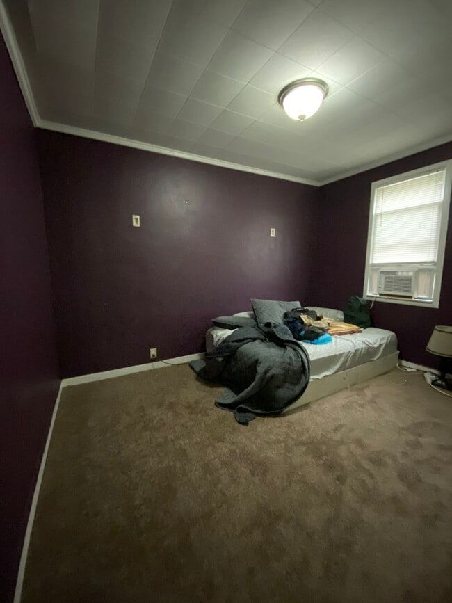 Building Photo - 388 Republic St