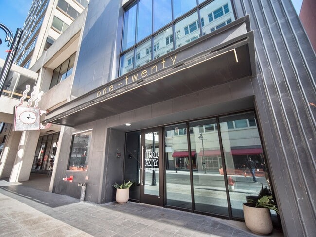 Interior Photo - The Roxy Apartments