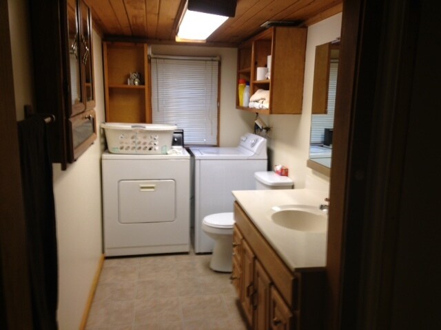 Bathroom - 55 Deer Path Rd