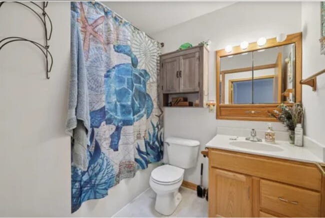 Building Photo - 126 Thomson Ln