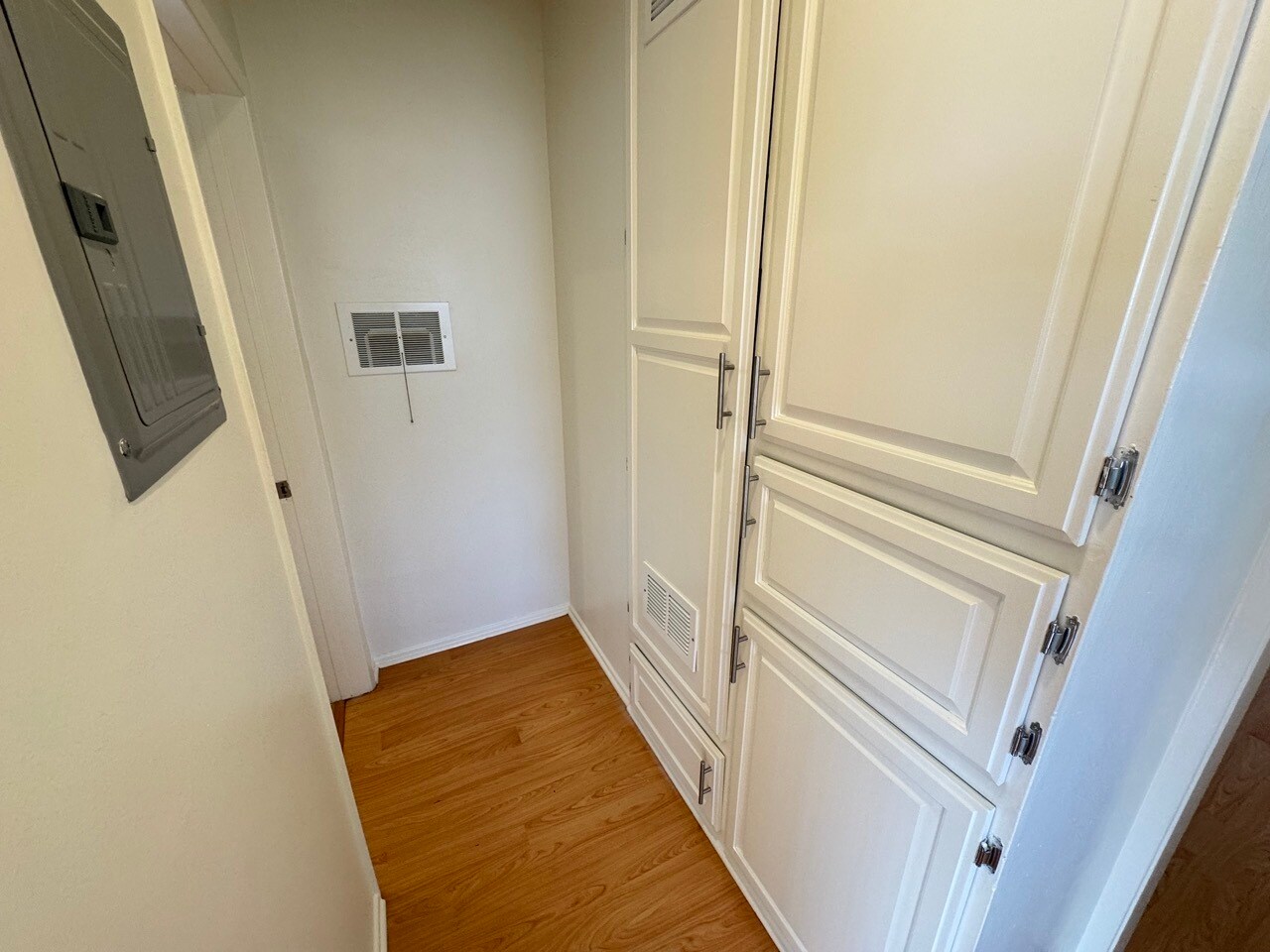 Building Photo - 1152 Ruberta Ave