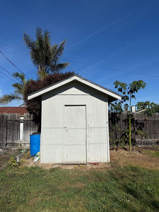 Building Photo - Orcutt Single Story Home on Cul-de-Sac with a Large Yard