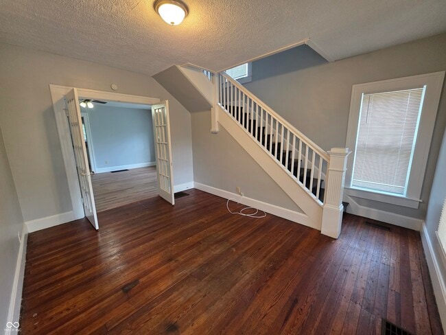 Building Photo - 117 S Heflin St