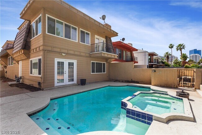 Building Photo - 908 Vegas Valley Dr