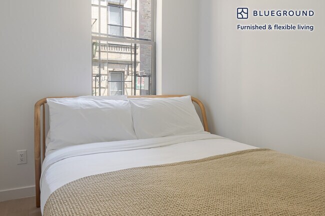 Building Photo - 103 Mosco St