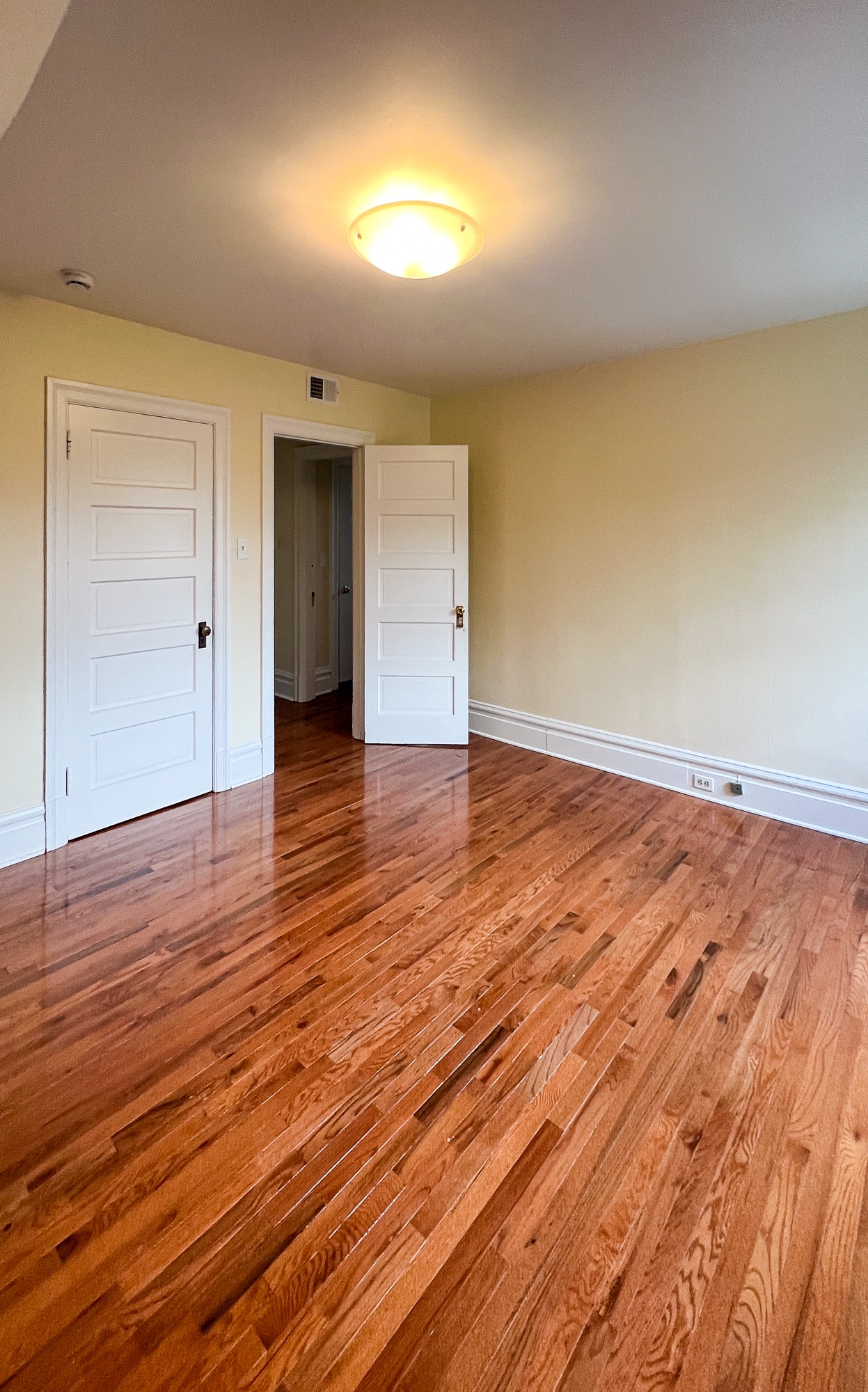 Bedroom 1 - 926 Savannah Ave