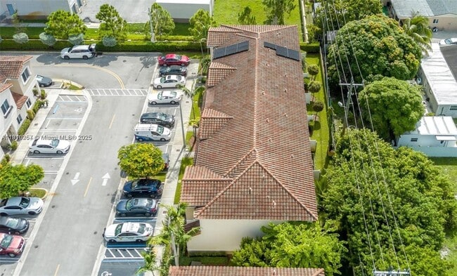 Building Photo - 2820 NW 180th St