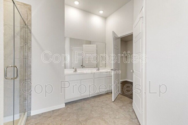 Building Photo - 1133 Eagle Xing