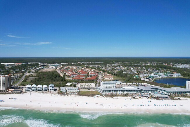 Building Photo - 17462 Front Beach Rd