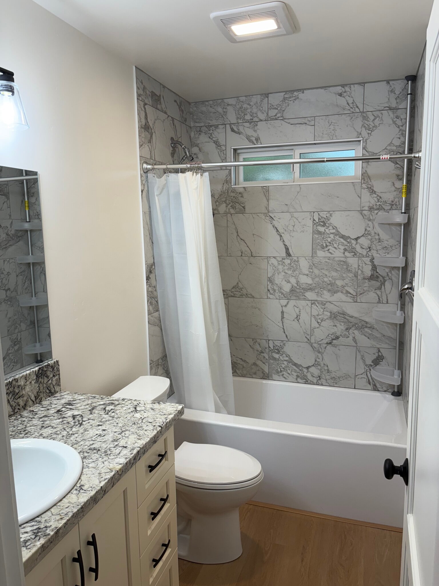 House bath - 57 Palomar St