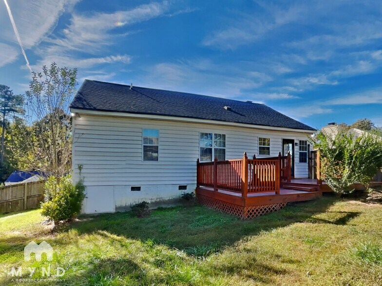 Building Photo - 1221 Delham Rd