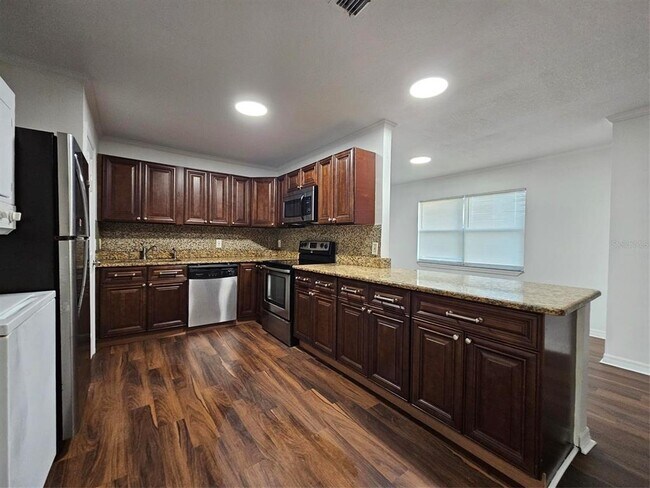 Building Photo - 2408 Barley Club Ct