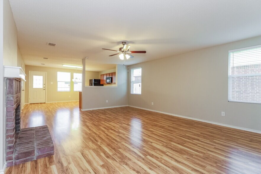 Building Photo - 1625 Sierra Meadow Ln