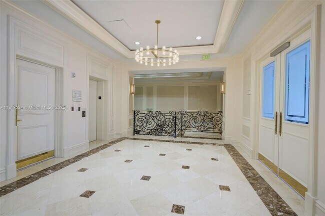Building Photo - 3400 SW 27th Ave