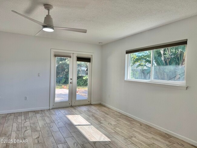 Building Photo - 126 Ormwood Dr