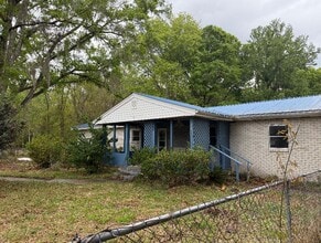 Building Photo - 54588 Marlee Rd