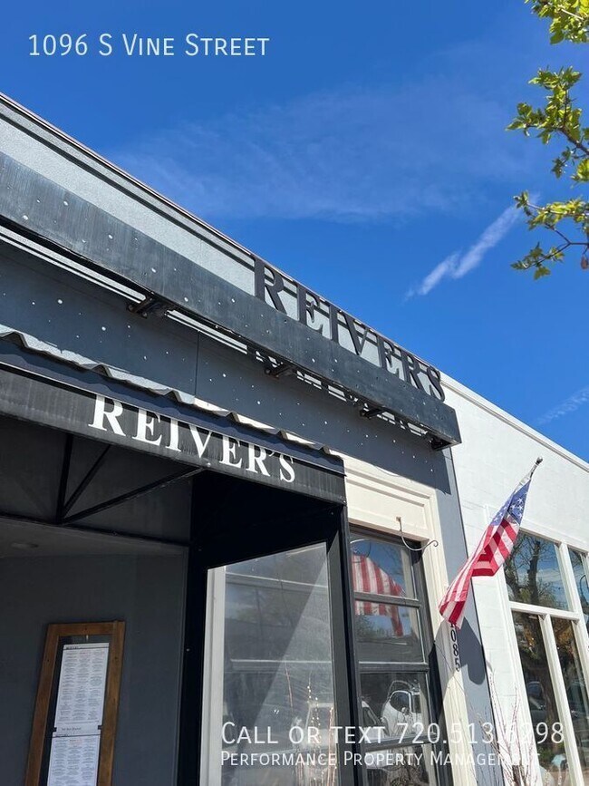 Building Photo - 1096 S Vine St