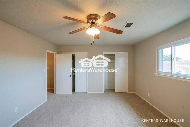 Building Photo - 1411 Ramada Dr