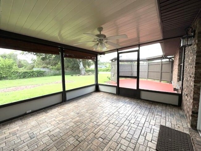 Building Photo - Beautiful 2 Bedroom Ormond Beach Home!