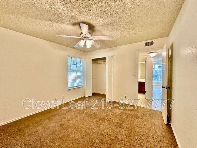 Building Photo - 10563 Starcrest Dr